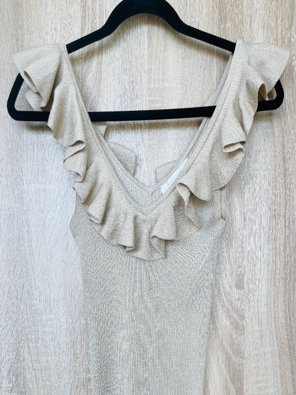Zimmermann Gold Metallic Ribbed Ruffle V Neck Tank Top Size 0 US 4
